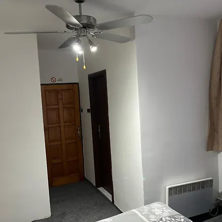 Vilo 3* Bratislava