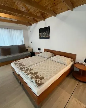 Vilo 3* Братислава